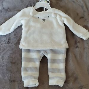 NWT, 2 Pc Polar Fleece set